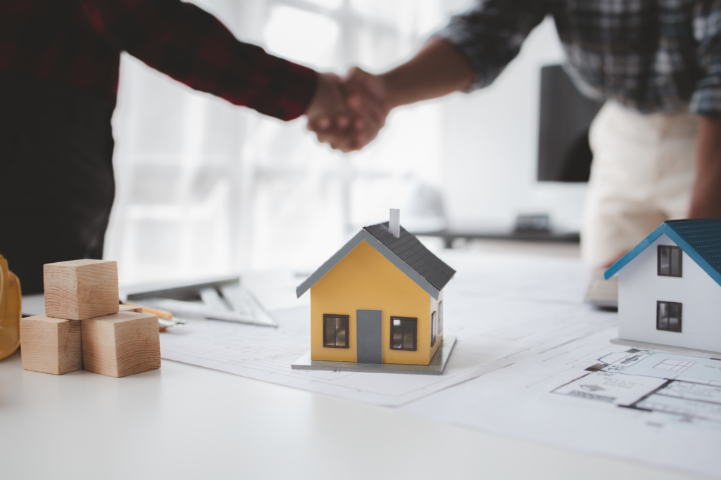 Ventajas de trabajar con una agencia local en Alcorcón